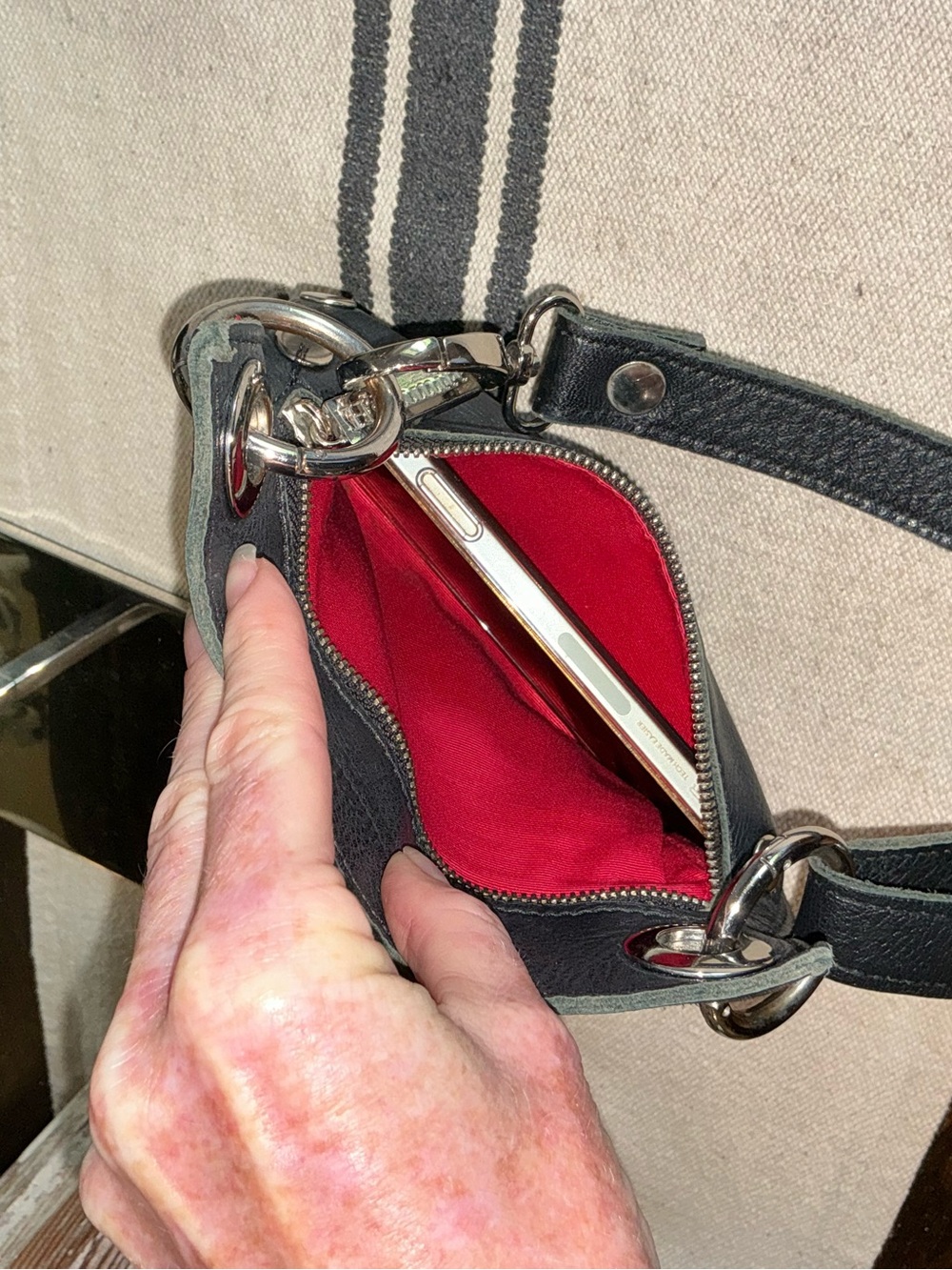 Hammitt Leather Tony Small Crossbody Shoulder Bag Black Silver Retail $325 - Picture 10 of 13